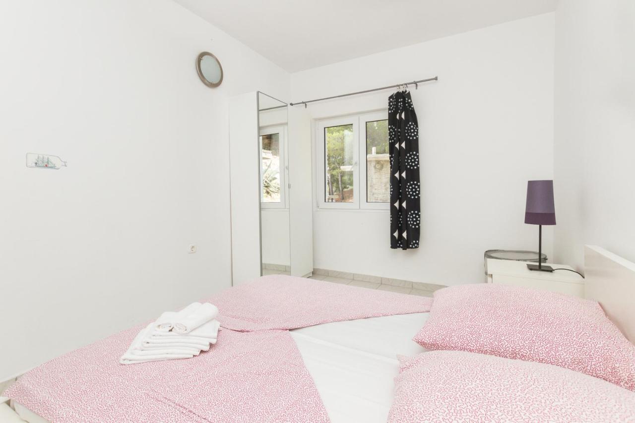 Hippocampus Apartments Mimice Kültér fotó